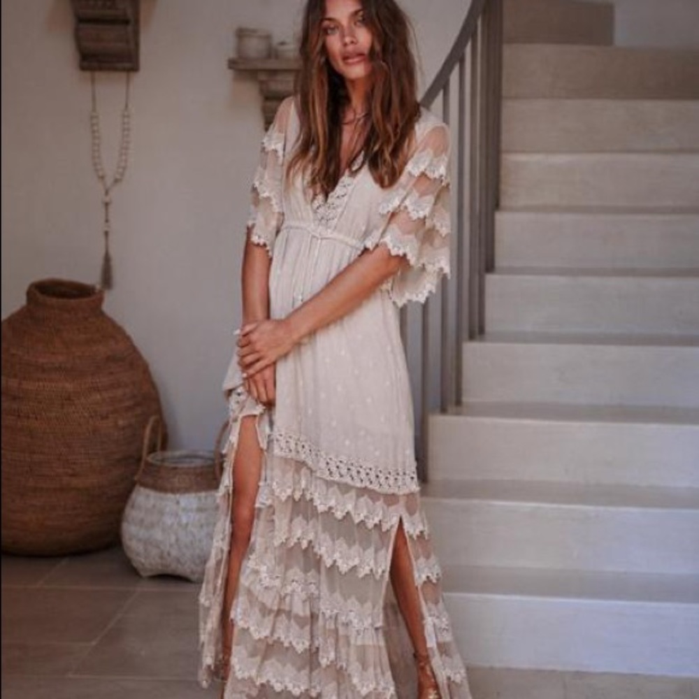 Jaase Bungalow Maxi in White BNWT